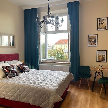 Aparthotel Cracow Краков Экстерьер фото