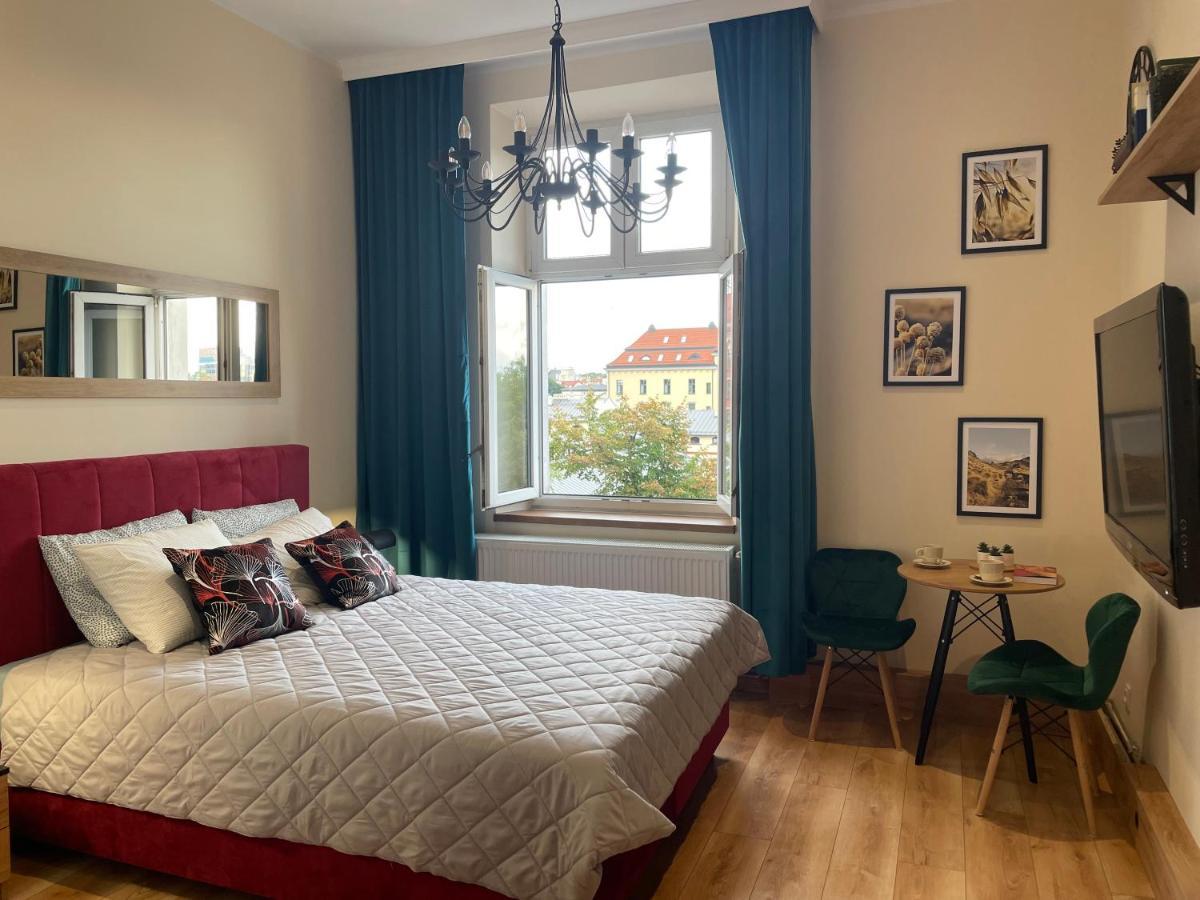 Aparthotel Cracow Краков Экстерьер фото